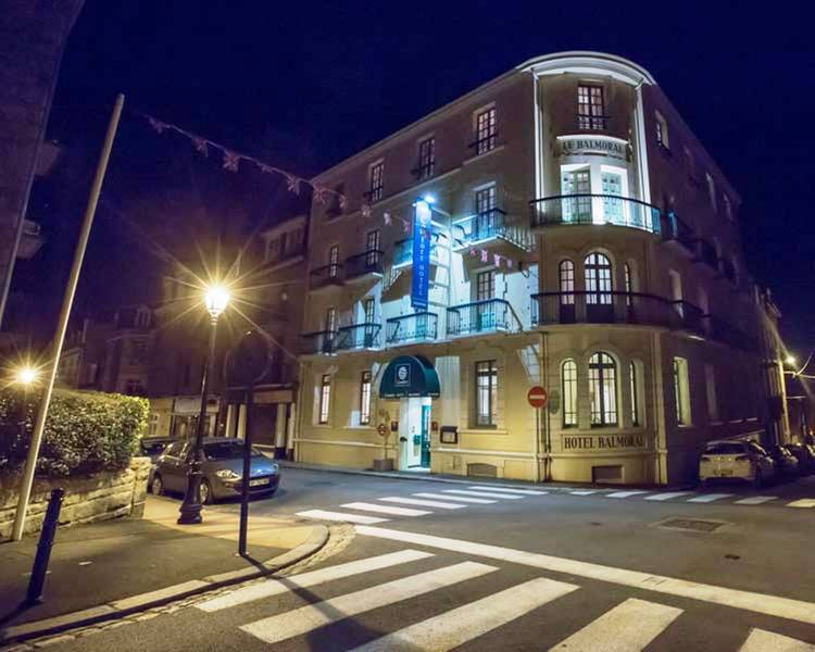 Hotel Balmoral Динар Экстерьер фото